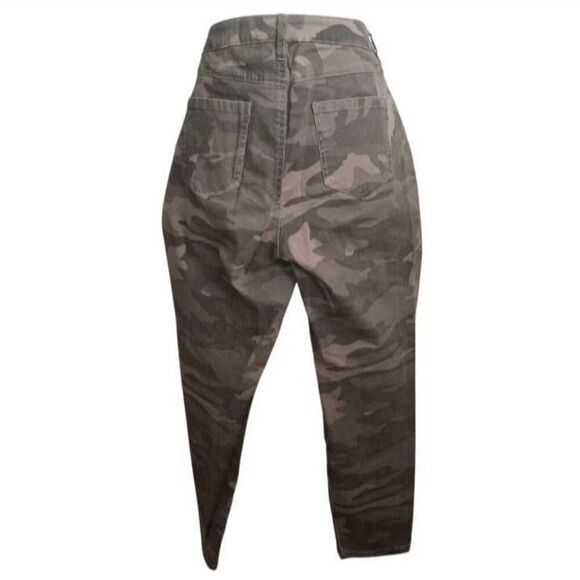 D.JEANS GREEN CAMO JEANS SZ.12 EUC. - Picture 5 of 7